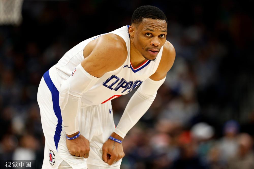 她始终保持 她始终保持